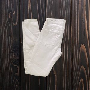 White American Eagle Low-Waisted Jeggings